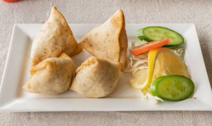 Vegetarian Samosas (V) 2 Pcs