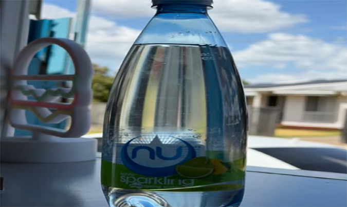 Nu  lightly sparkling Water