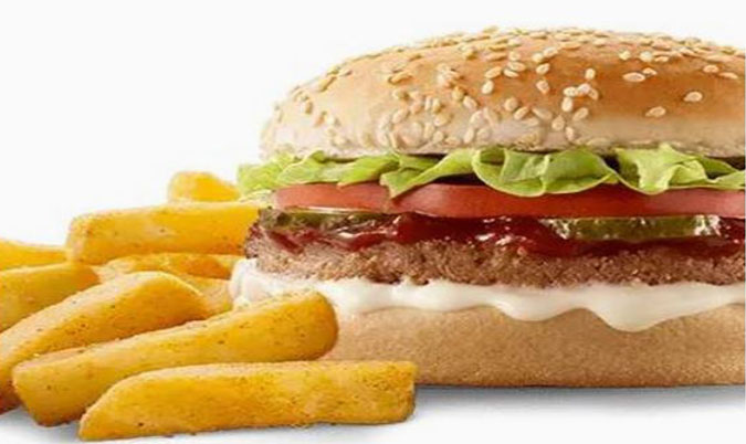 Veg Burger with Chips