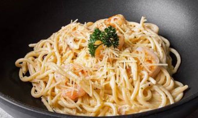 Garlic Prawn Pasta