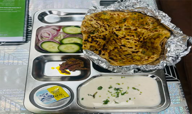 Aloo Paranthas (2 pcs)
