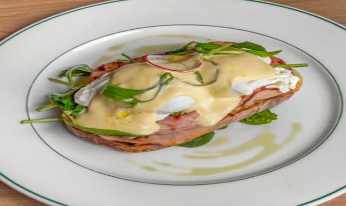 EGG BENEDICT