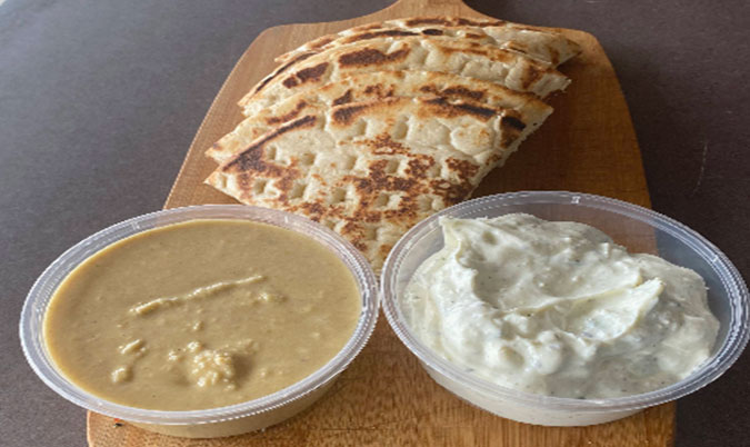 Home made humus with 2 pc toasted pita bread