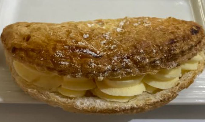Apple trunover cream