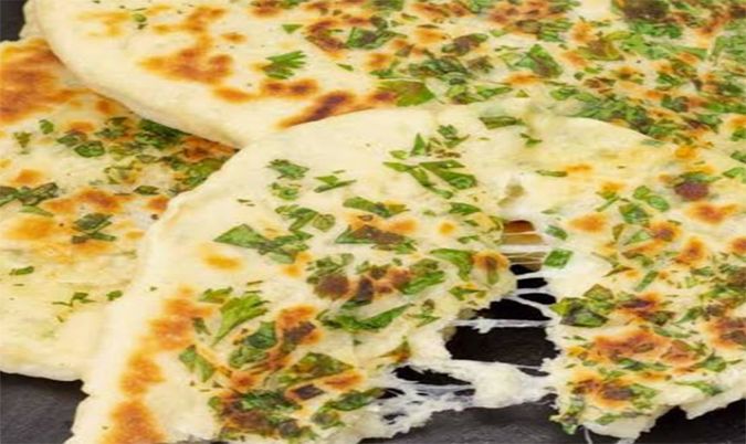 Cheese naan