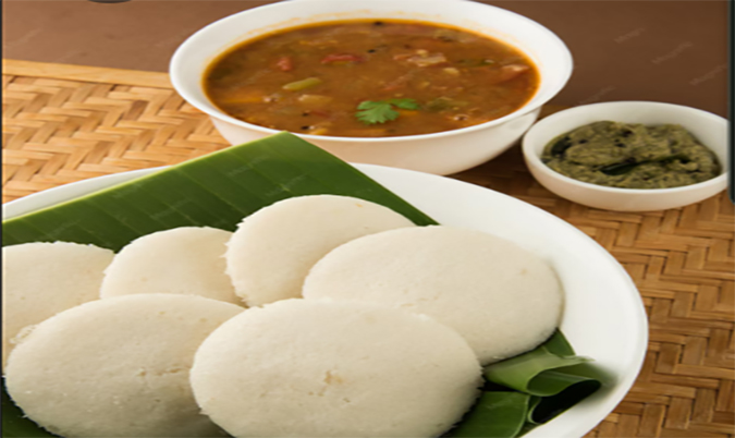 3 Piece Idli with Curry & Chutney