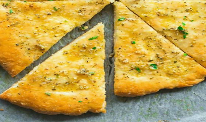 Garlic Pizza