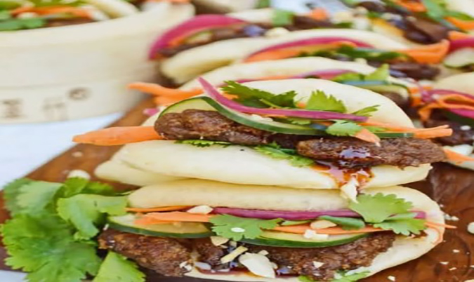 Lemongrass Beef Bao Bun