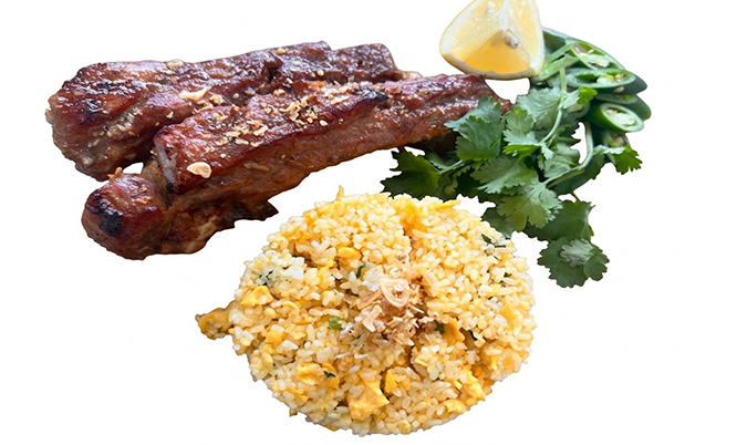 Grilled spare pork ribs
