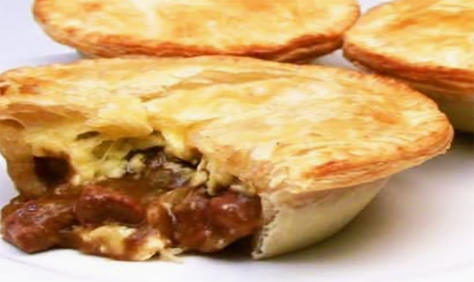 Chunky Steak & Pepper Pie