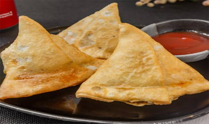Vegetarian Samosa (V)