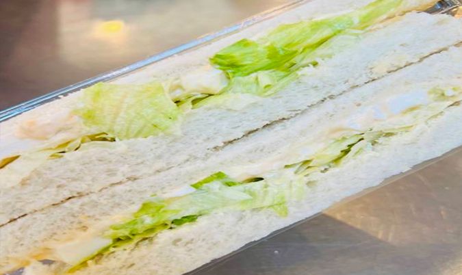 Egg and Lettuce Sandwich