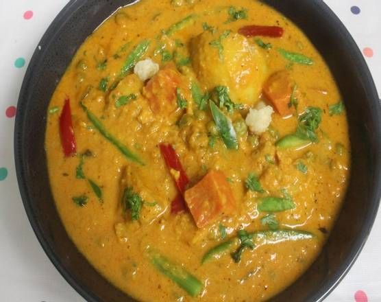 Vegetable Korma Curry (V)
